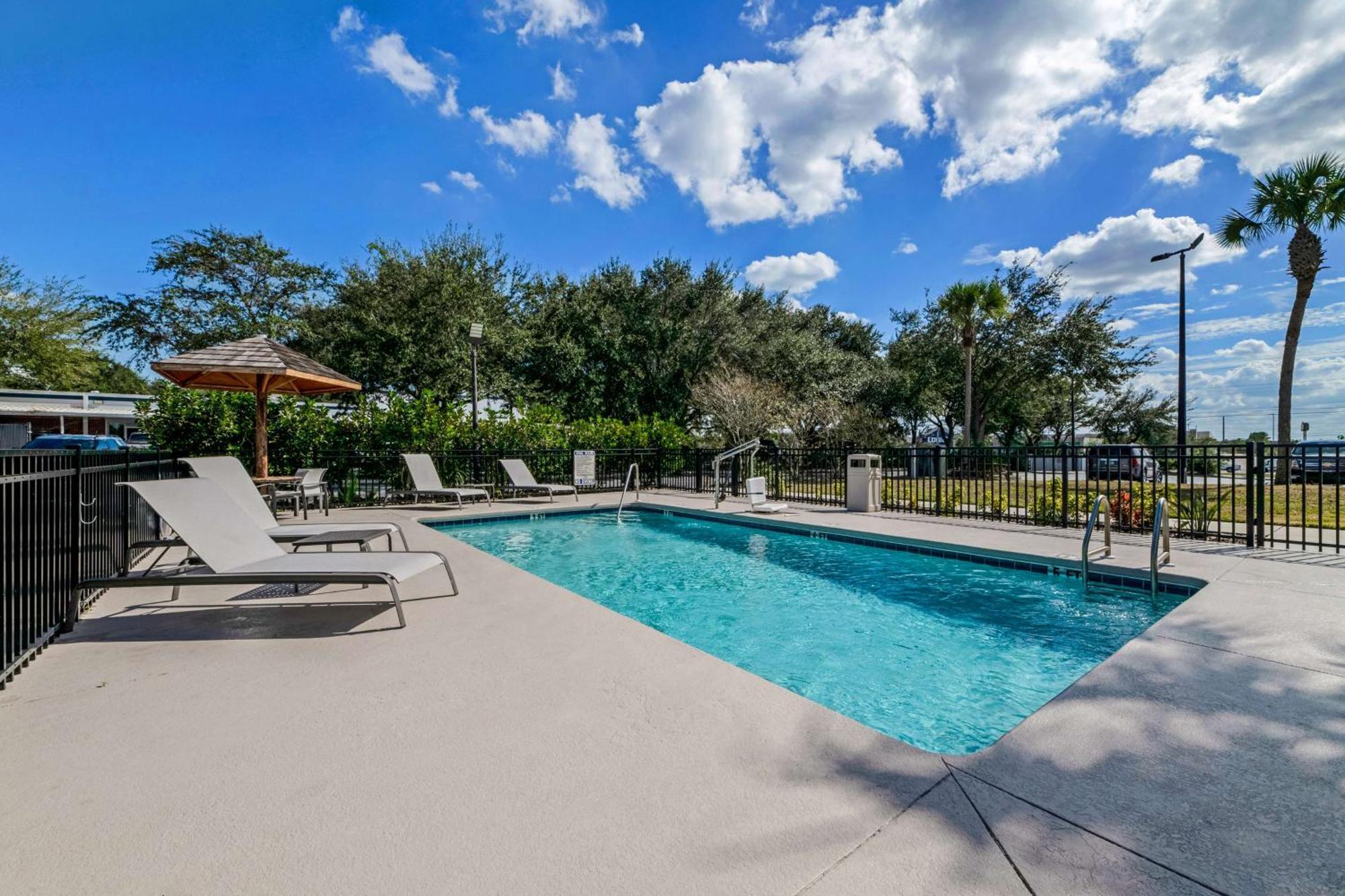 Best Western Auburndale Inn&Suites Exterior foto